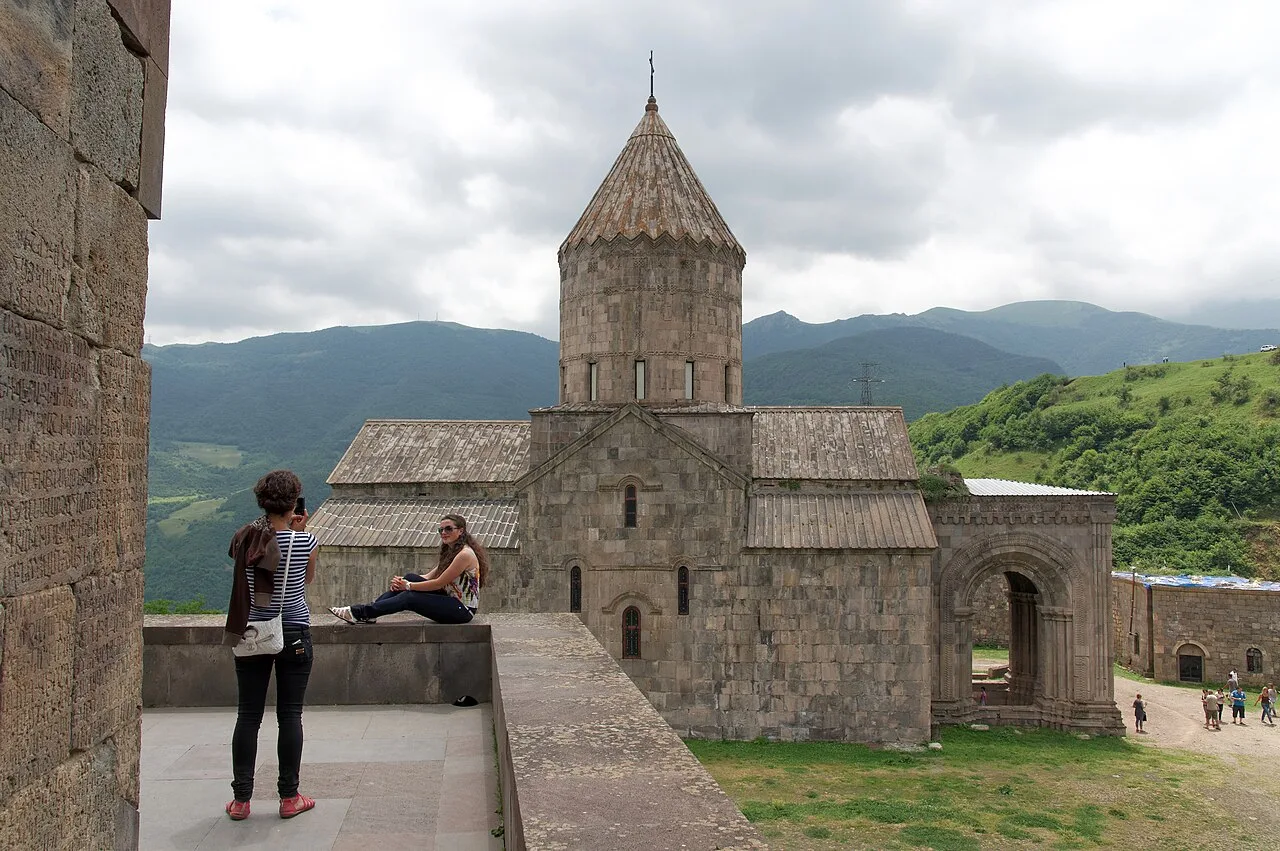 Տաթևի ճանապարհին